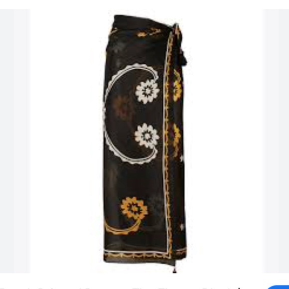 Tory Burch Other - NEW Tory Burch Printed Pareo – Black Floral 🌼🖤